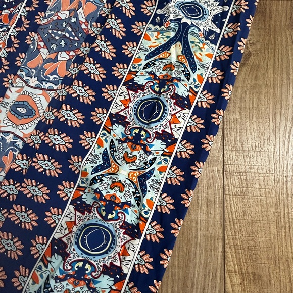 Kimono Drop Shoulder - Picture 3 of 4